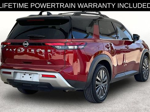 Used 2022 Nissan Pathfinder SL w/ SL Premium Package FWD image 2