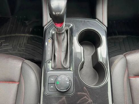 Used 2021 Chevrolet Blazer RS w/ Enhanced Convenience Package image 27