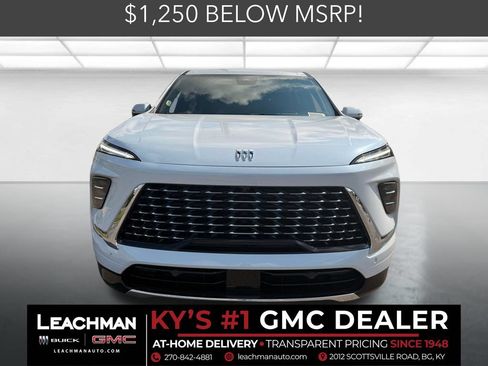 New 2026 Buick Enclave Avenir w/ Super Cruise Package FWD image 8