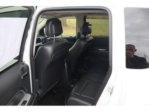 Used 2017 Jeep Compass High Altitude image 8