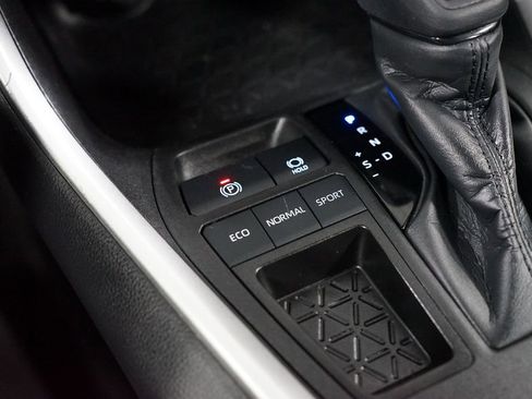 Certified 2024 Toyota RAV4 LE image 22