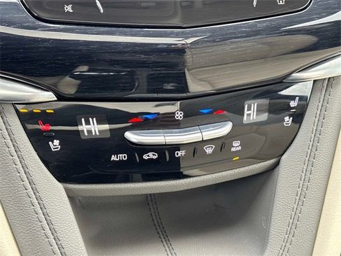 Certified 2024 Cadillac XT6 Premium Luxury w/ LPO, Floor Liner Package image 23