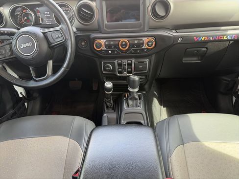 Used 2020 Jeep Wrangler Unlimited Sport S AWD/4WD image 16