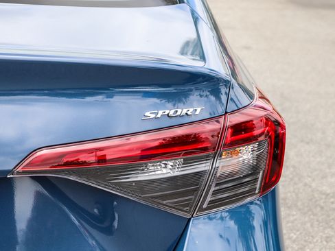 Certified 2025 Honda Civic Sport image 9