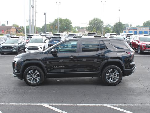 New 2027 Chevrolet Equinox LT FWD image 6