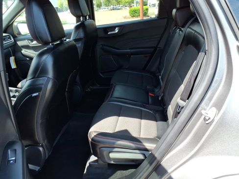 Used 2024 Ford Escape ST-Line w/ Tech Pack #1 AWD/4WD image 11