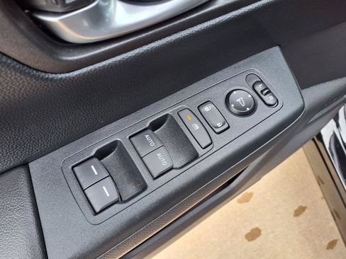 Used 2025 Honda CR-V EX image 23
