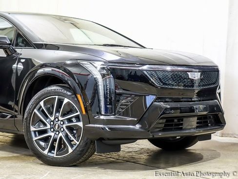 New 2026 Cadillac Optiq Sport 1 image 2