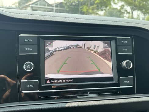 Used 2021 Volkswagen Jetta S FWD image 22