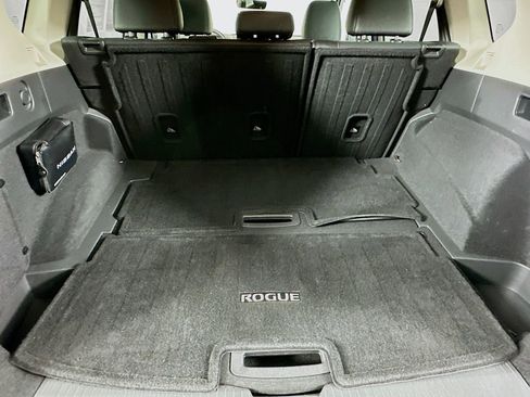 Certified 2023 Nissan Rogue Platinum w/ Platinum Premium Package image 37
