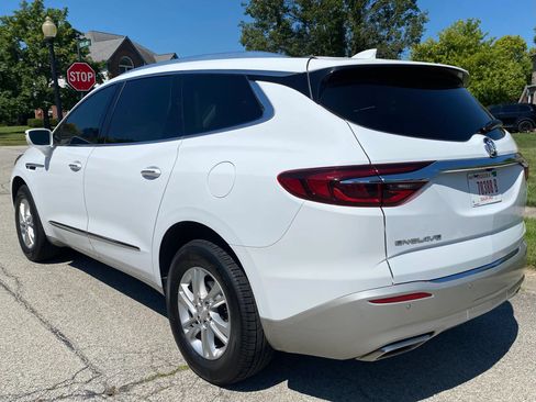 Used 2020 Buick Enclave Essence FWD image 4