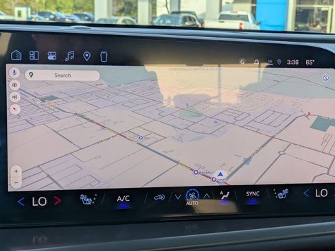 New 2026 Chevrolet Traverse LT w/ Sun and Wheel Package image 25