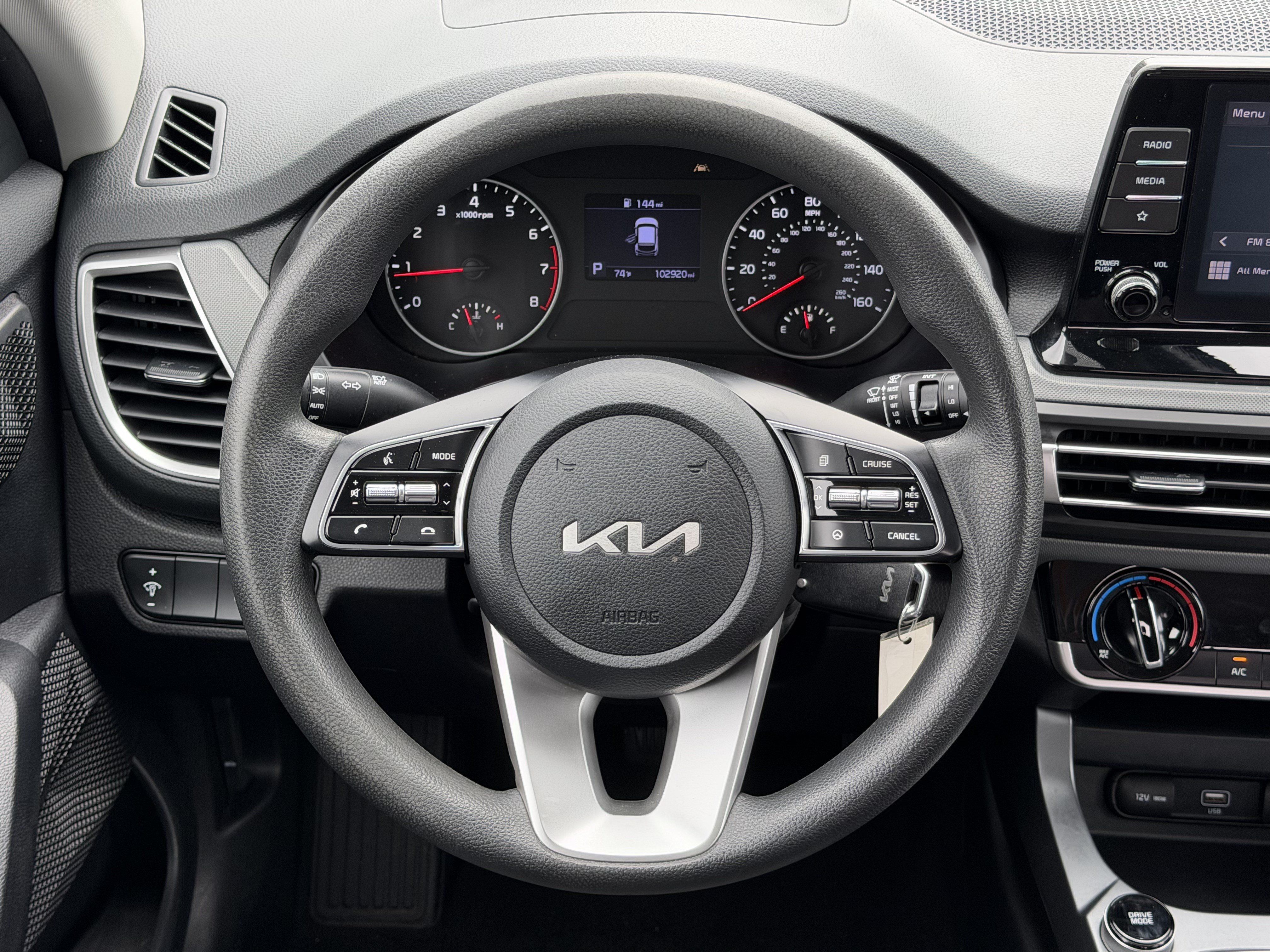 Used 2023 Kia Seltos LX AWD/4WD image 24