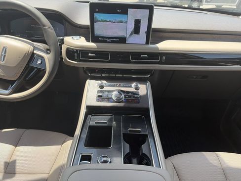 Used 2023 Lincoln Aviator Reserve w/ Equipment Group 201A RWD image 14