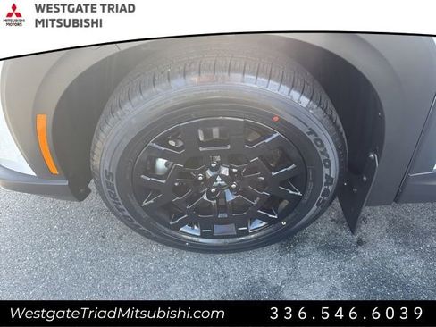 New 2026 Mitsubishi Outlander Trail Edition AWD/4WD image 4