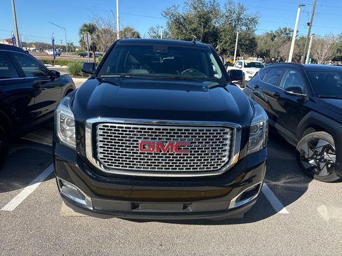 Used 2017 GMC Yukon Denali w/ Open Road Package image 6