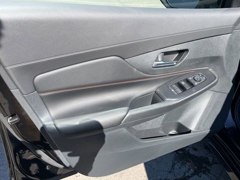 New 2026 Nissan Sentra SR w/ Floor Mat Package FWD image 23