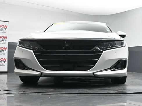 Used 2021 Honda Accord Touring image 37