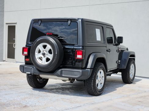 Used 2020 Jeep Wrangler Sport AWD/4WD image 8