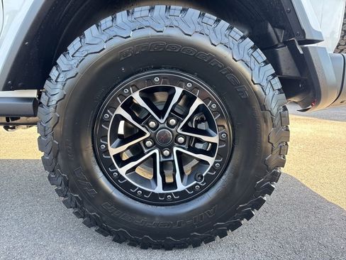 New 2026 Jeep Wrangler Rubicon image 15