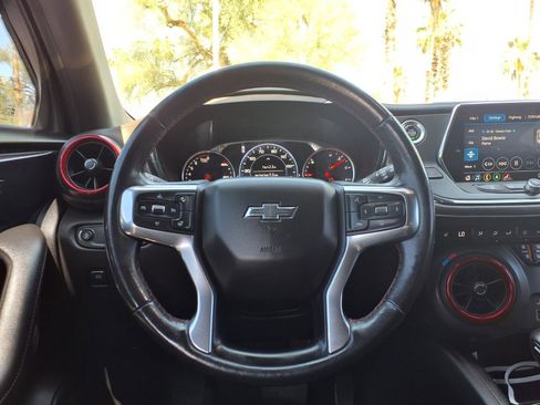 Used 2021 Chevrolet Blazer RS w/ Enhanced Convenience Package FWD image 17