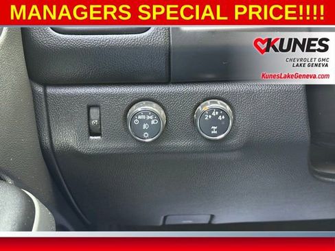 Used 2016 Chevrolet Colorado LT w/ Luxury Package, Chrome AWD/4WD image 41