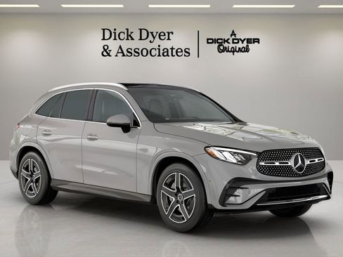 Used 2026 Mercedes-Benz GLC 300 image 6