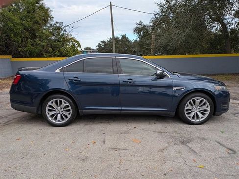 Used 2016 Ford Taurus Limited image 4