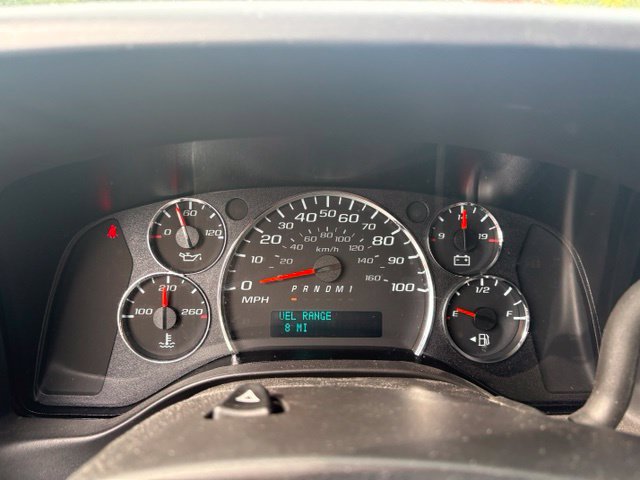 Used 2025 Chevrolet Express 2500 w/ Driver Convenience Package RWD image 34