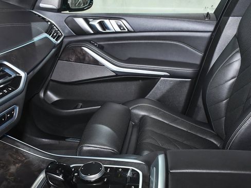 Used 2023 BMW X5 xDrive45e w/ M Sport Package image 56