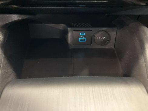 Certified 2022 Ford Escape SEL image 17