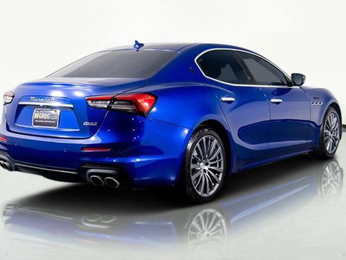 Used 2022 Maserati Ghibli Modena image 10