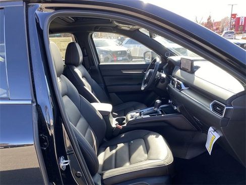 New 2025 MAZDA CX-5 Signature image 29