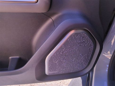 Certified 2024 GMC Hummer EV 2X image 23