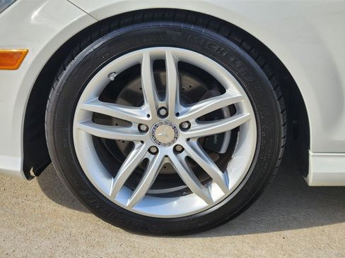 Used 2012 Mercedes-Benz C 250 Sedan image 10