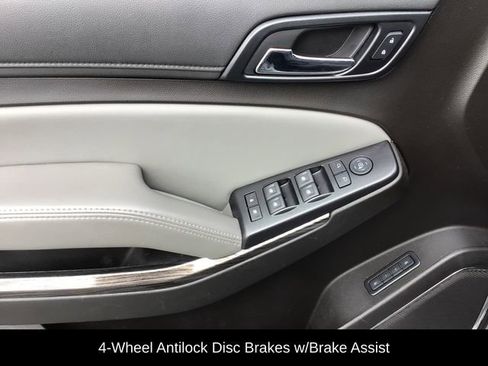 Used 2020 Chevrolet Tahoe LT image 18