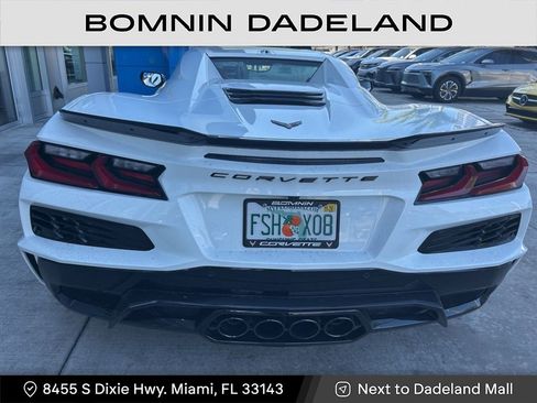 Used 2025 Chevrolet Corvette Z06 image 9