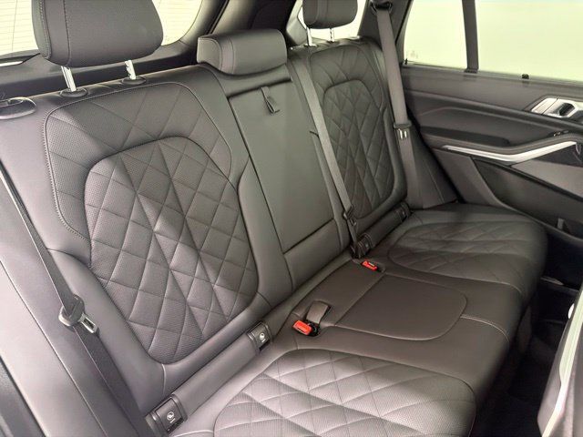 Certified 2024 BMW X5 xDrive40i w/ Executive Package AWD/4WD image 22
