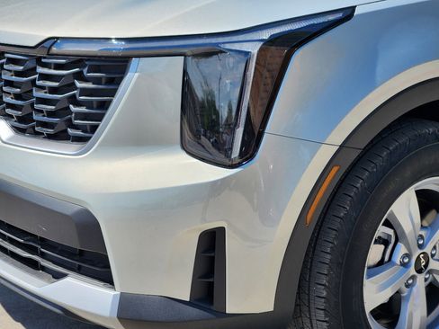 New 2026 Kia Sorento LX image 6