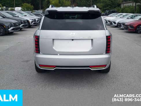 Certified 2026 Hyundai Palisade Calligraphy FWD image 6