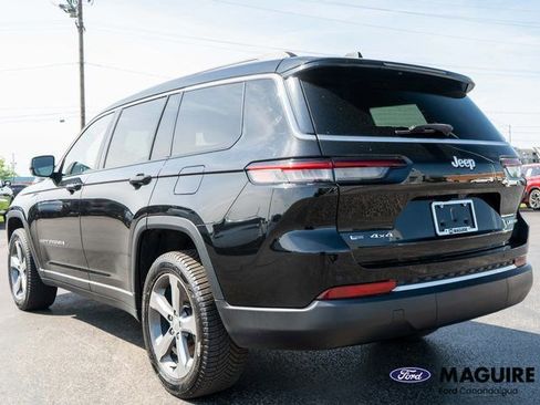 Used 2022 Jeep Grand Cherokee L Limited AWD/4WD image 8