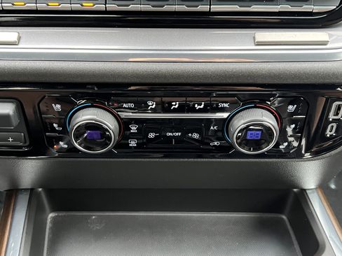 Used 2023 Chevrolet Silverado 1500 High Country w/ Max Trailering Package image 29