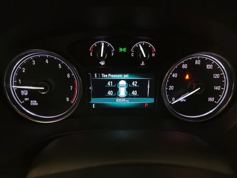 Used 2019 Buick Enclave Essence FWD image 23