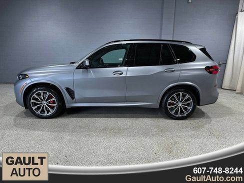 Certified 2026 BMW X5 xDrive40i w/ M Sport Package AWD/4WD image 5