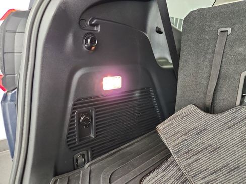 Used 2023 Subaru Ascent Limited w/ Technology Package image 40