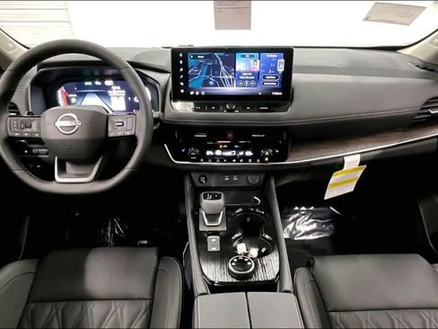 New 2026 Nissan Rogue Platinum w/ Platinum Premium Package image 6