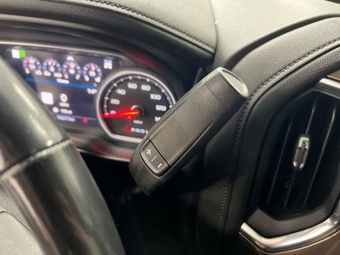 Used 2021 Chevrolet Silverado 1500 High Country w/ Technology Package AWD/4WD image 17