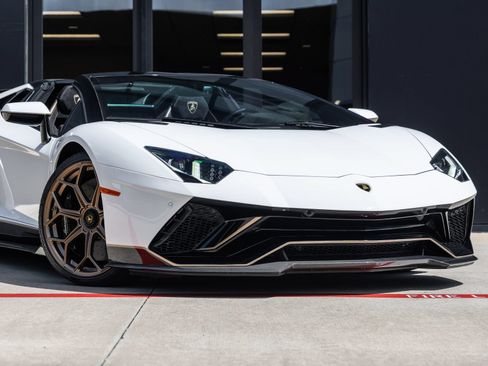 Used 2022 Lamborghini Aventador LP 780-4 Ultimae AWD/4WD image 7