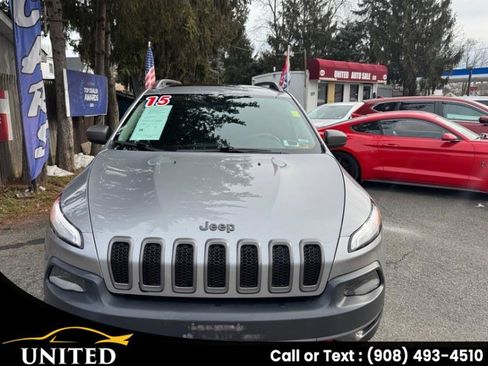 Used 2015 Jeep Cherokee Trailhawk w/ Comfort/Convenience Group image 2