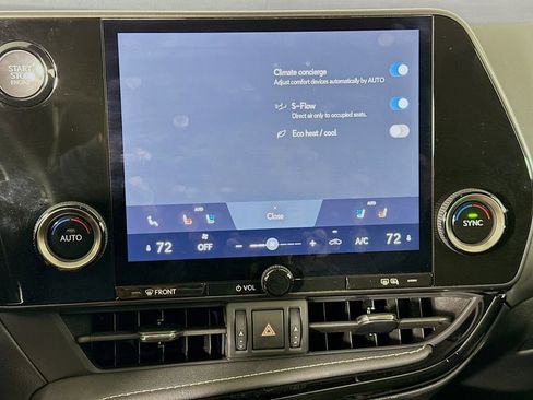 Certified 2025 Lexus NX 250 FWD w/ Premium Package image 16